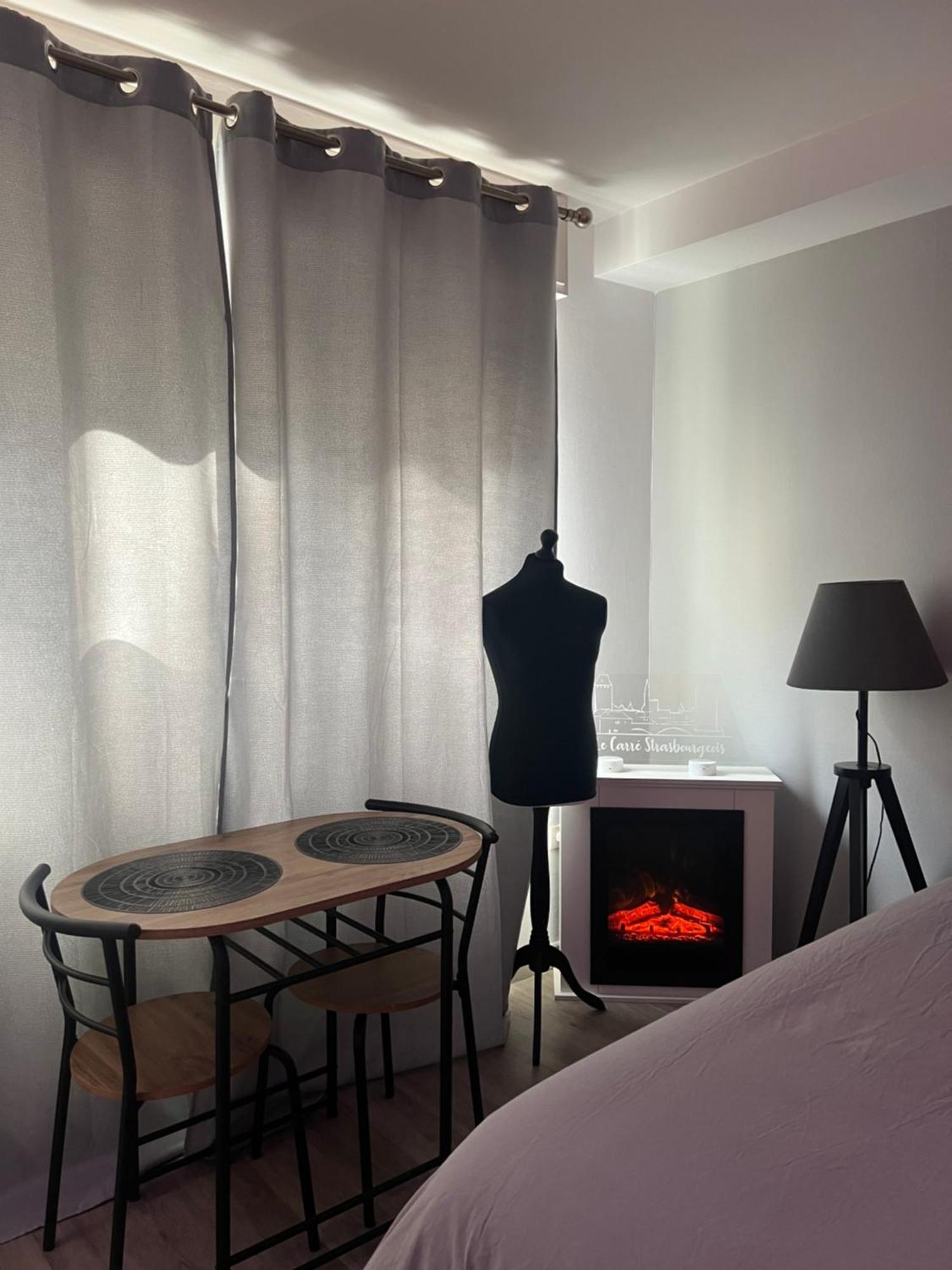 Le Carre Strasbourgeois - Logement Entier Au Centre Du Neudorf F1 Buitenkant foto